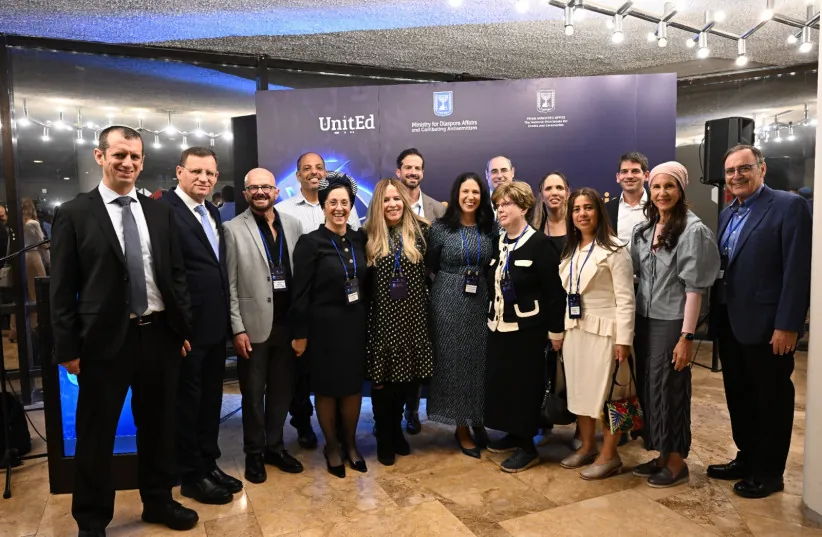 8 Teachers Honored for Strengthening Jewish Identity Globally - Image 2