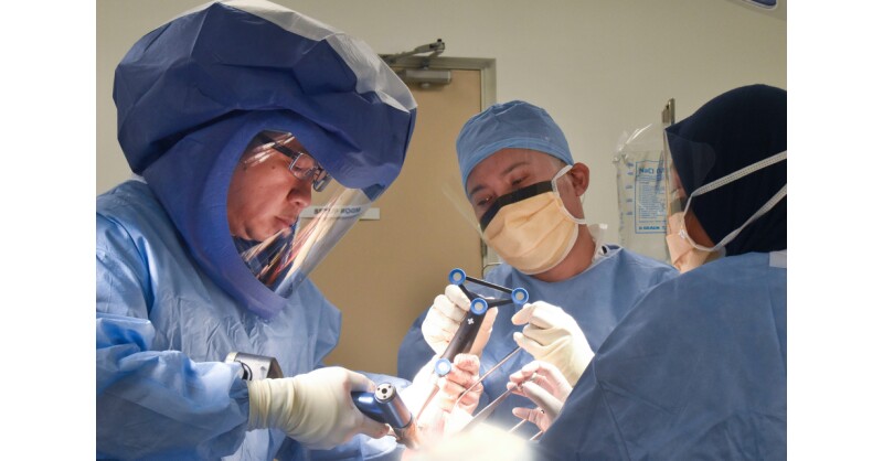 Malaysia Hospital Offers Robot Knee Surgery for $7,400