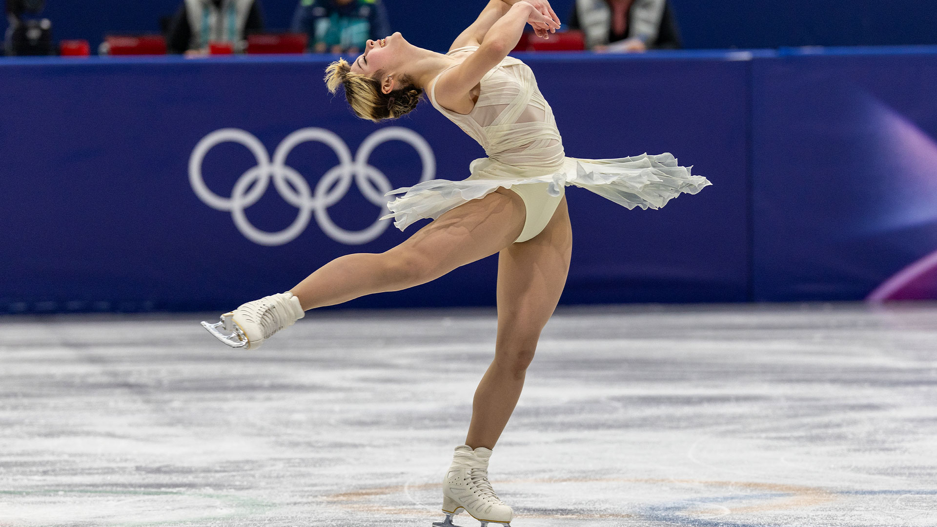 Alysa Liu Comforts Teammate Before Own Olympic Medal Skate