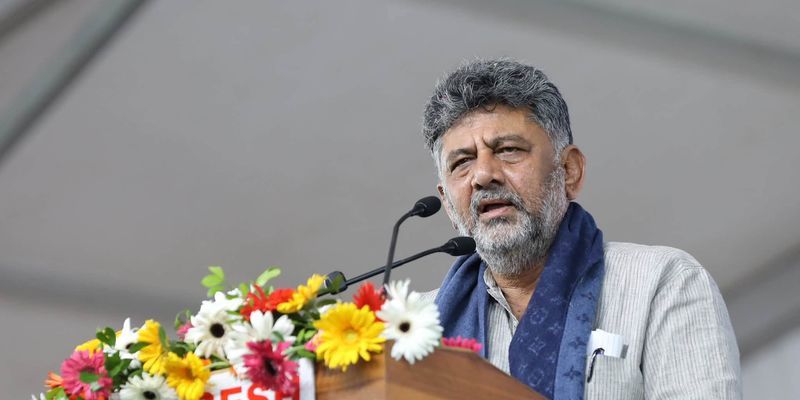 Karnataka government officials unveiling the KEO affordable AI computer in India