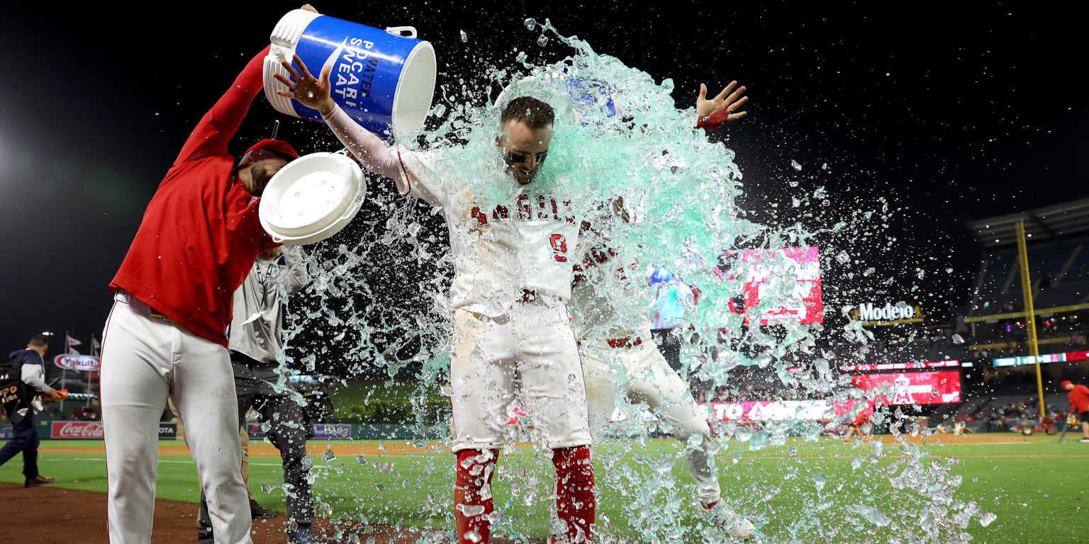 Zach Neto celebrating walk-off home run after breaking up no-hitter for Angels