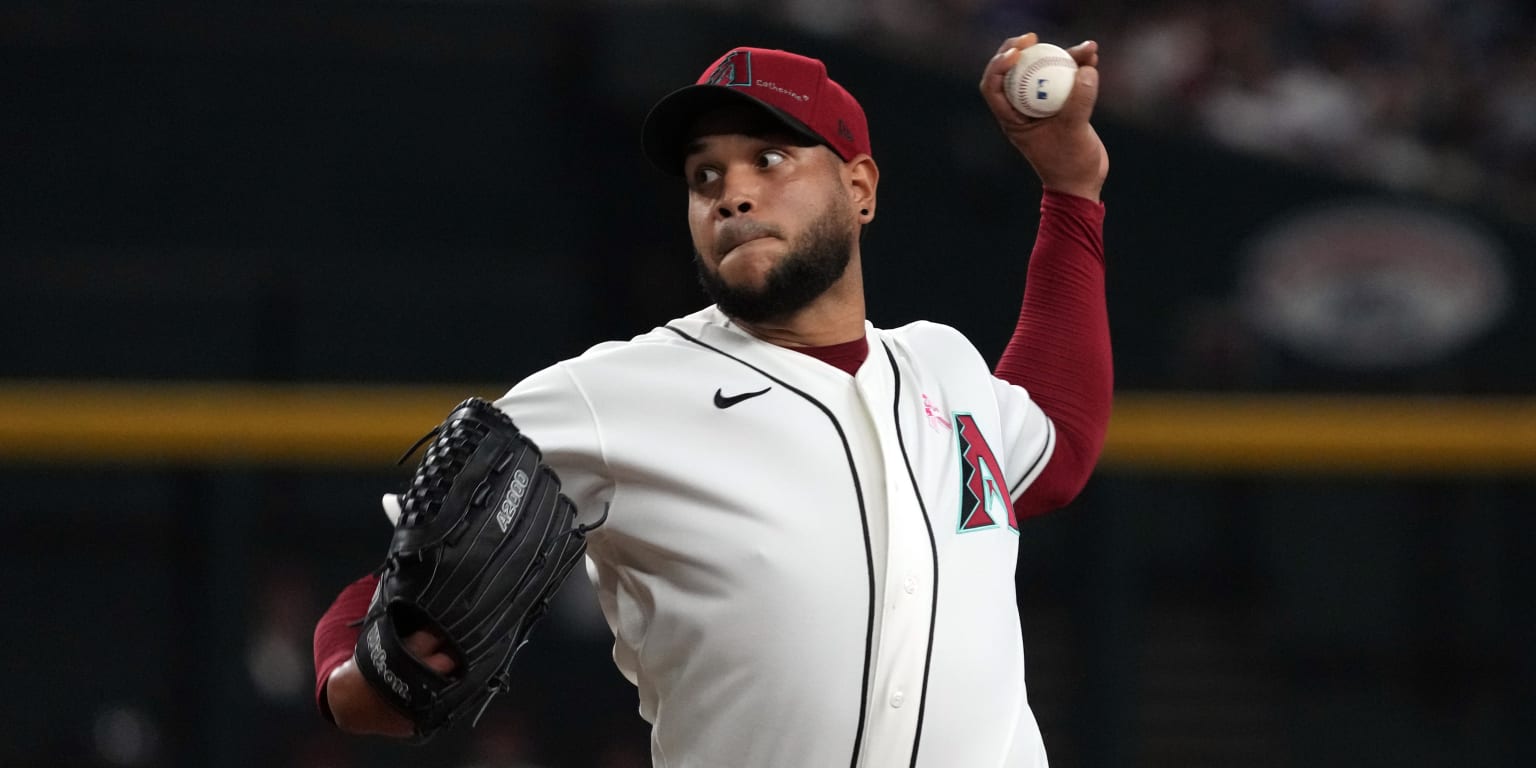 Pitcher Refuses Handshake, Demands 9th Inning in Career Best