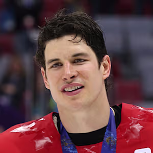 Connor McDavid Breaks Olympic Record in Silver Performance - Image 4