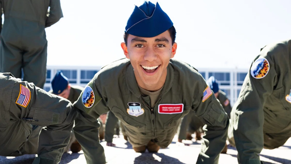 3,703 Air Force Cadets Break Push-Up World Record