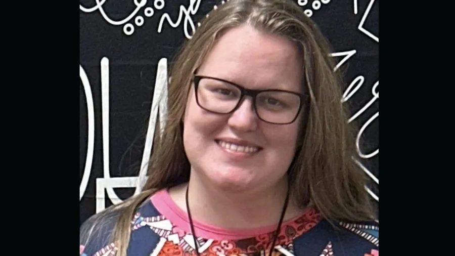 Arizona English Teacher Wins $2,500 Award for Empowering Students