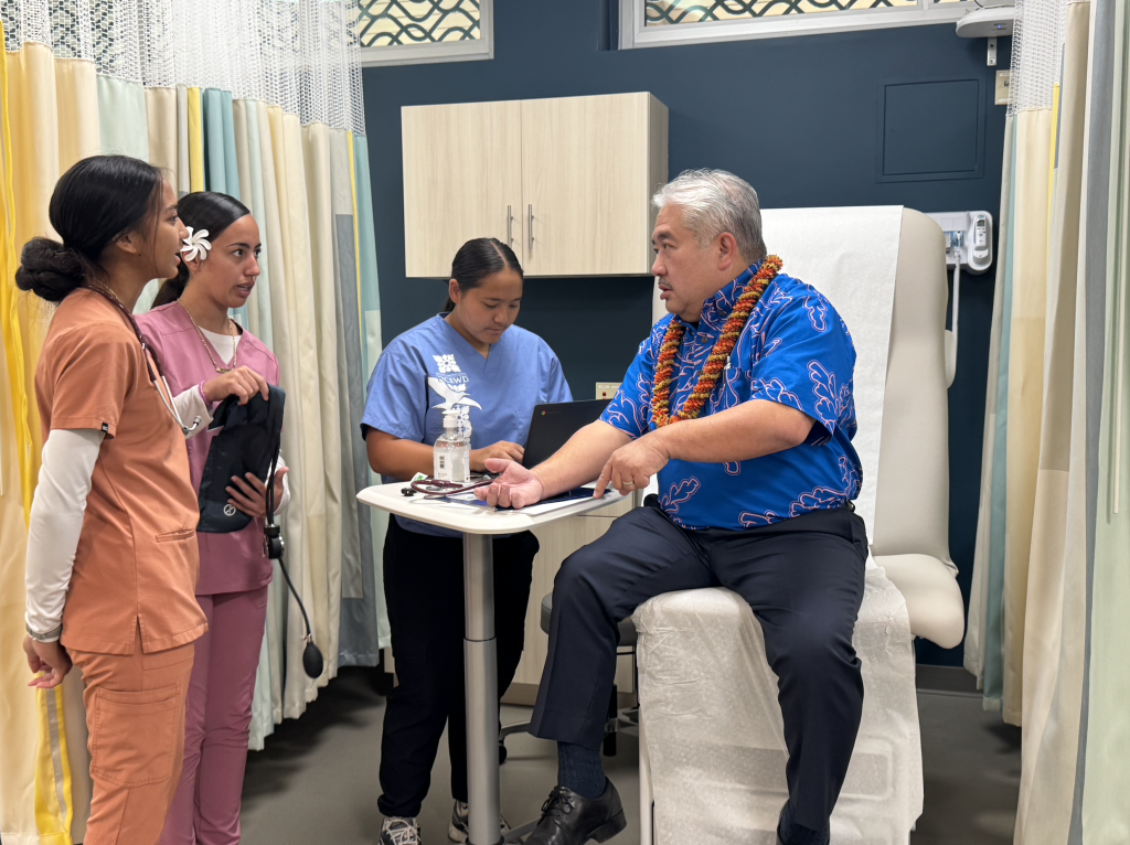 Hawaii Opens First High School Health Lab