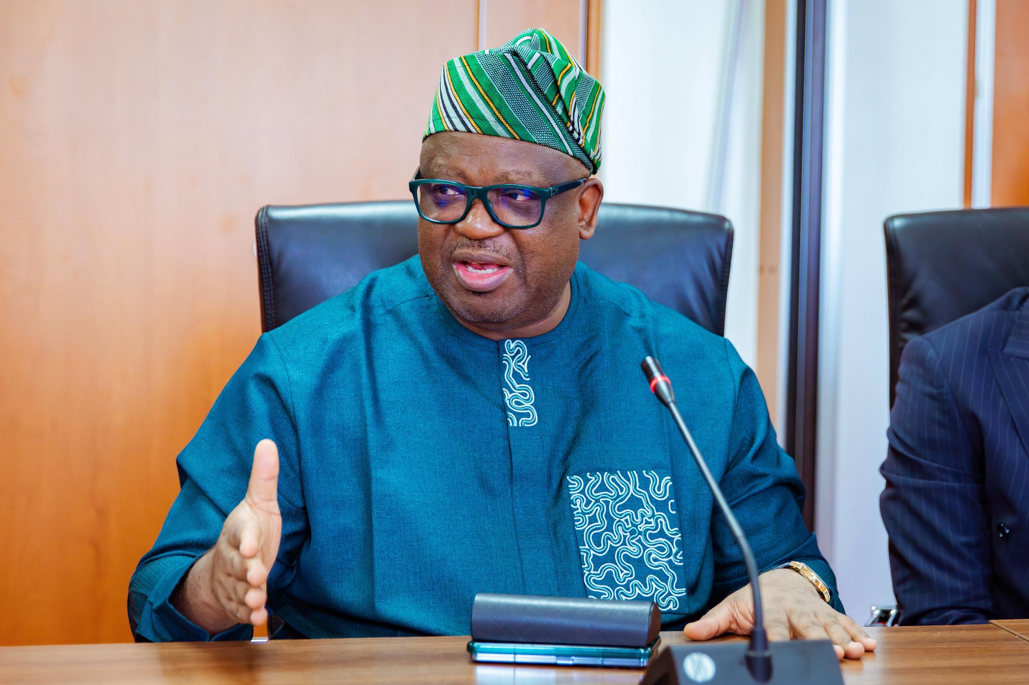 Nigeria Governor Frees 130 Inmates for Independence Day