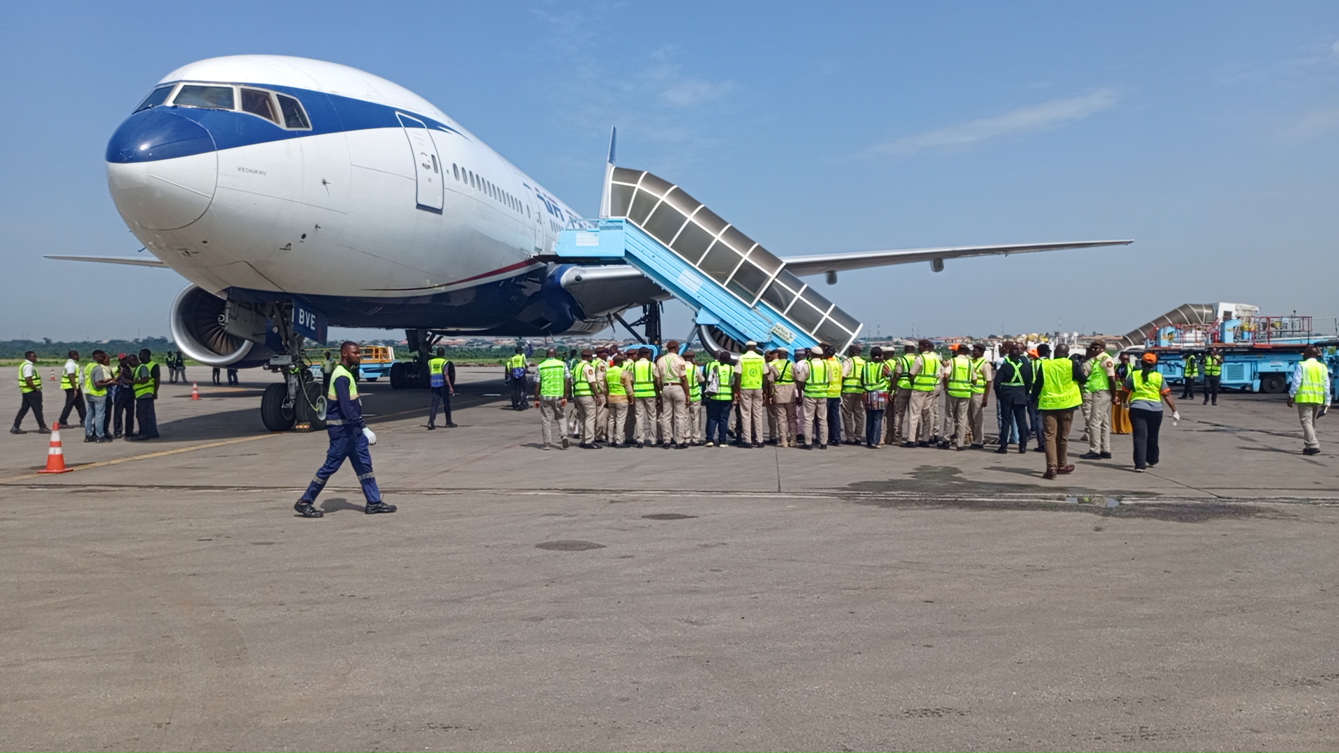 Nigeria Welcomes 1,516 Citizens Home from South Africa