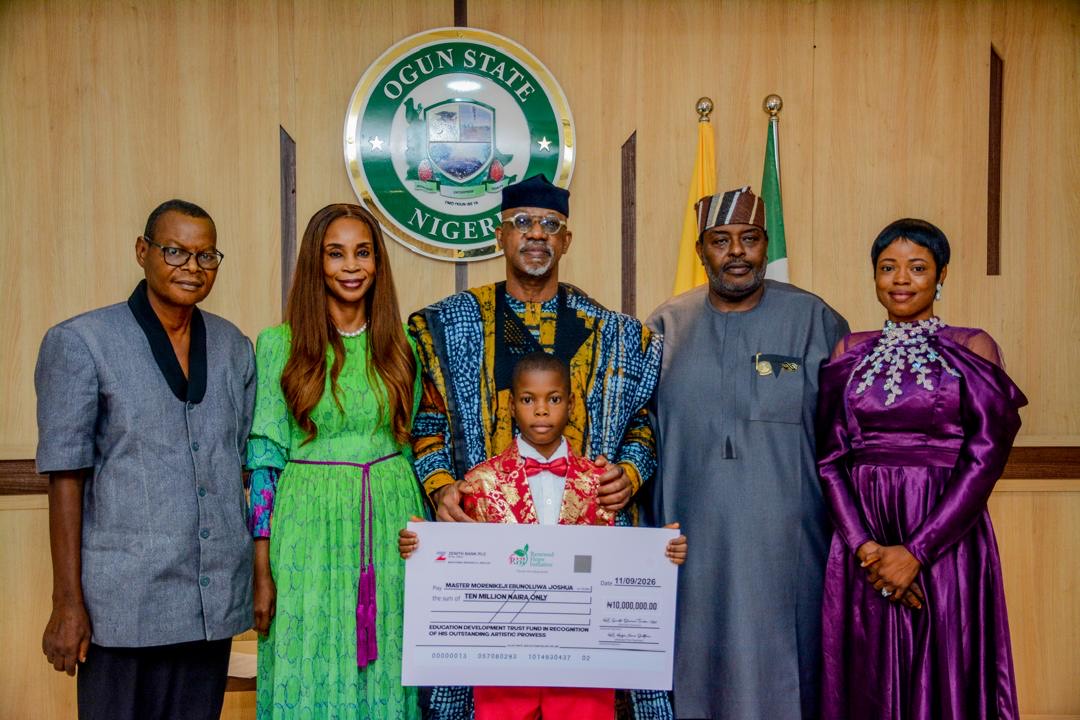 Nigeria's First Lady Keeps $6K Promise to 12-Year-Old Artist