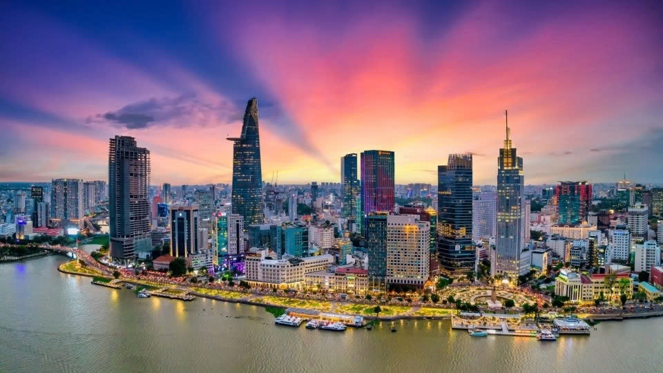 World Bank Boosts Vietnam Growth Forecast to 7.4% - Image 4