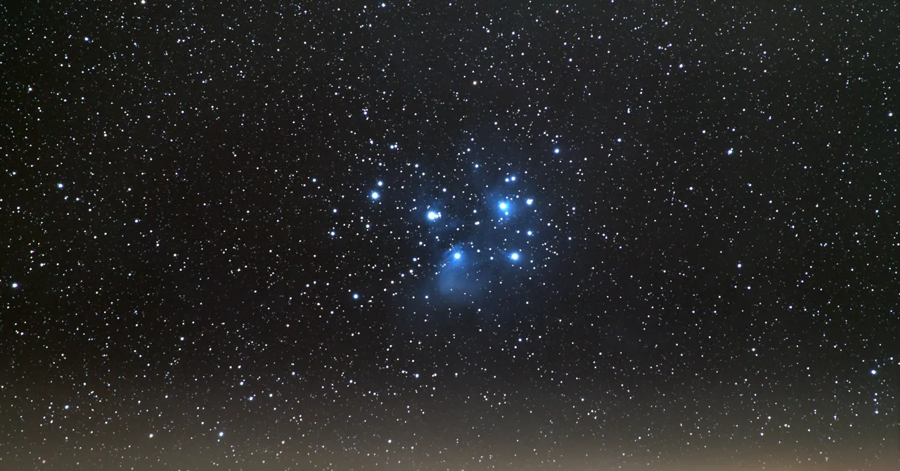 September 2026: Venus, Neptune, and a Diamond Moon Await