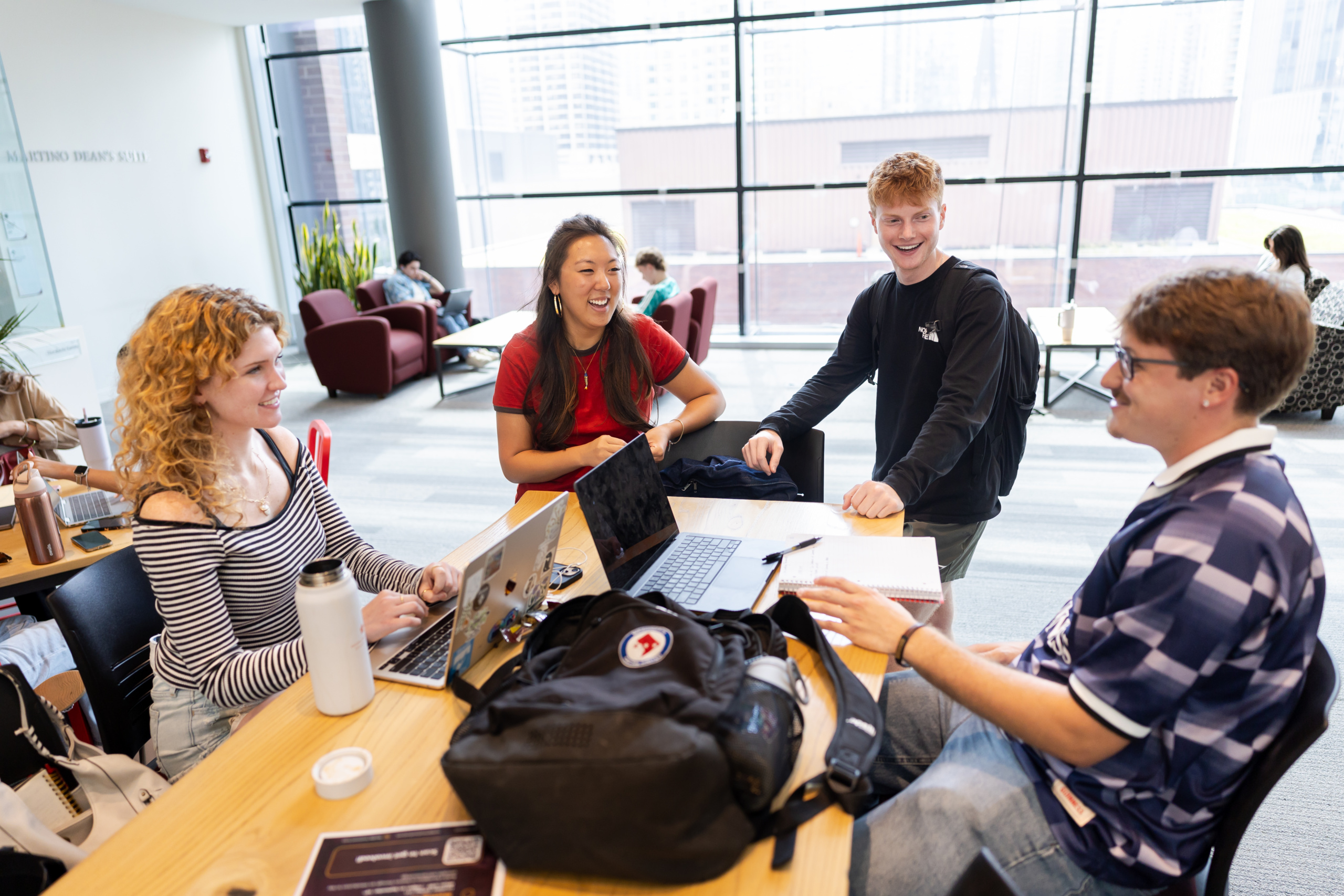 Loyola Mentorship Program Keeps 89% of First-Year Students - Image 4