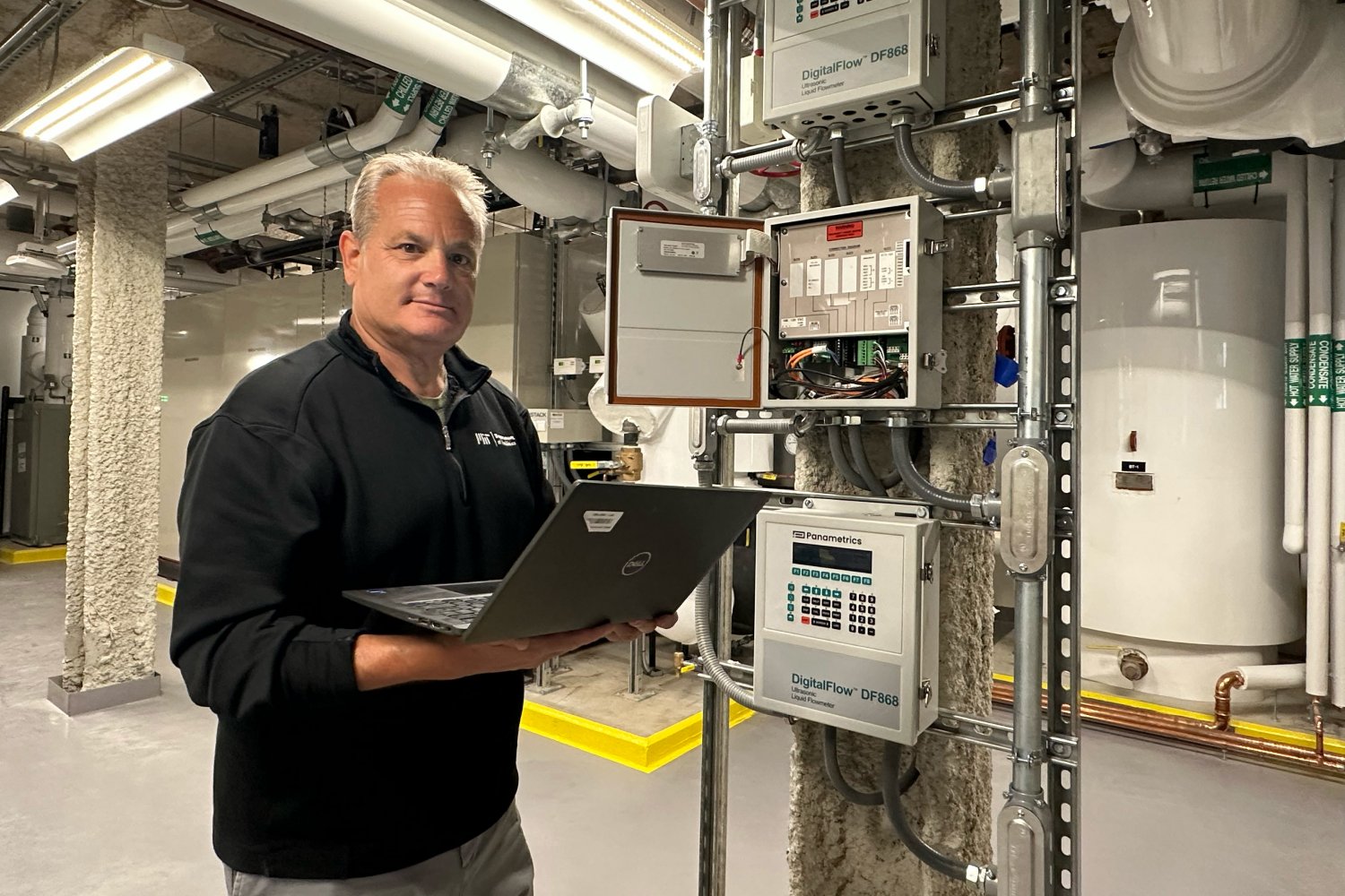 MIT Cuts Campus Carbon 35% With Heat Recovery Innovation