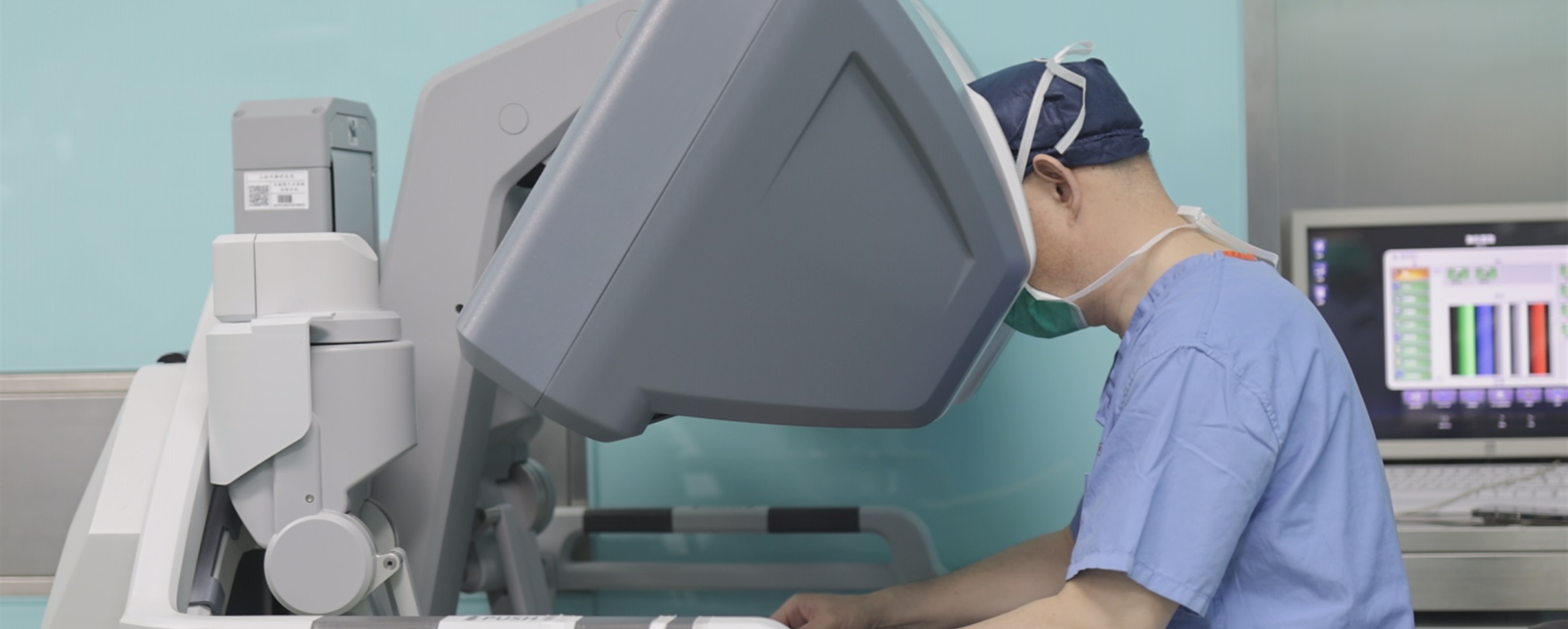 Robot Surgery Boosts Cancer Survival Rate by 13%