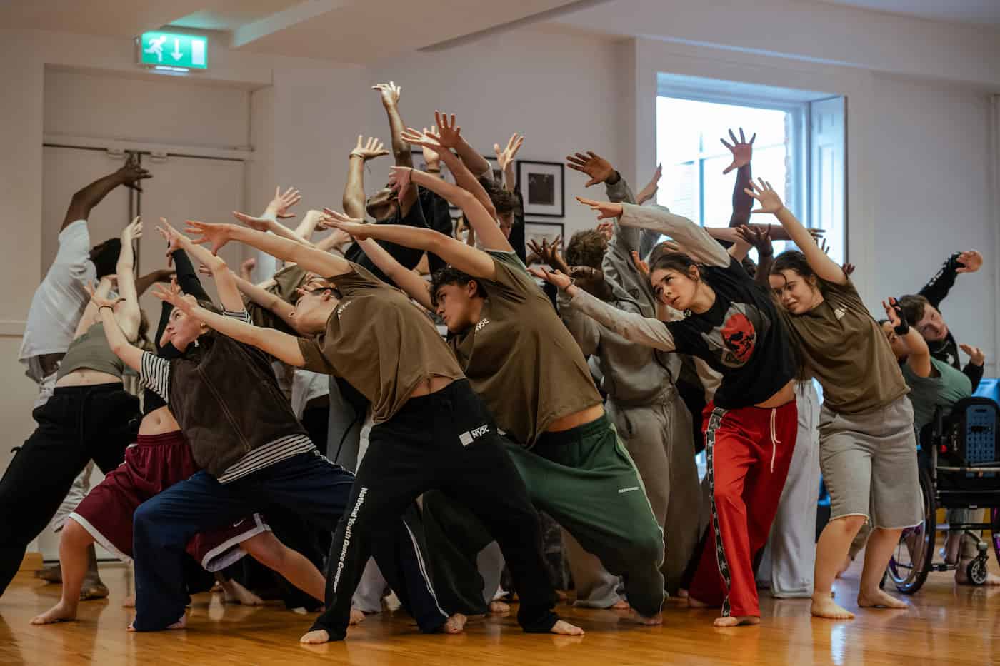 National Youth Dance Company Opens Stages to 32 Performers