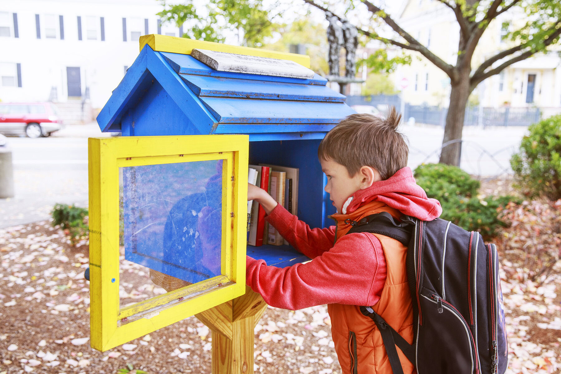 Laundromats Become Libraries With 400K Free Kids' Books