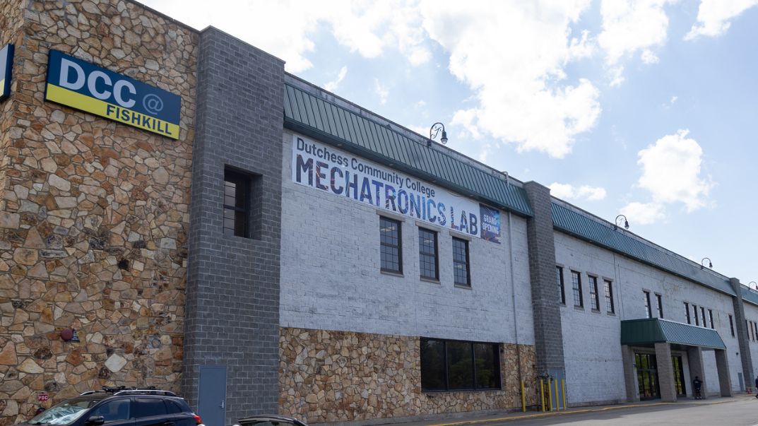 NY College Turns Empty Mall Into $15M Training Hub