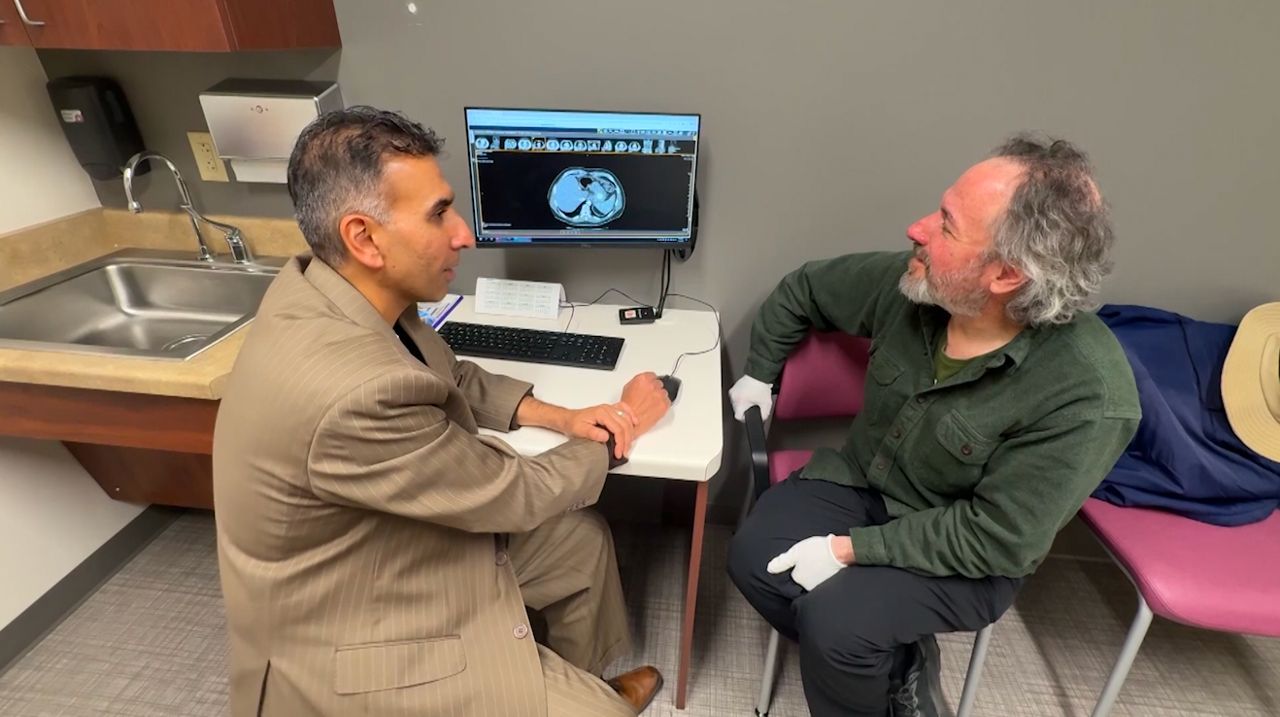 Wisconsin Survivor Pushes Early Screening as Colon Cancer Rises