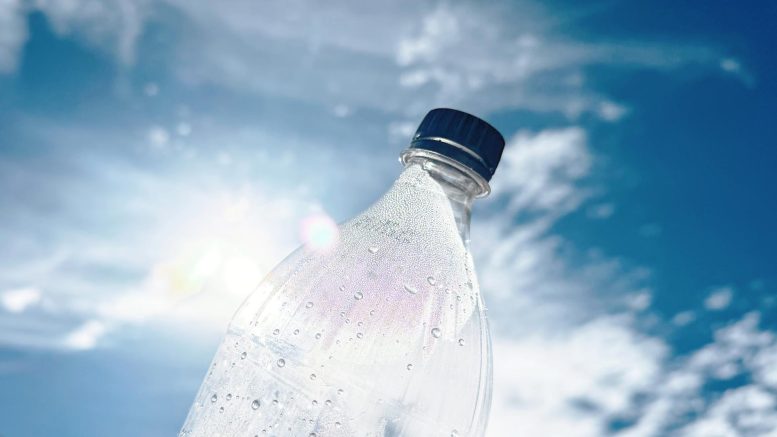 Scientists Turn Plastic Waste Into Clean Fuel Using Sunlight - Image 2