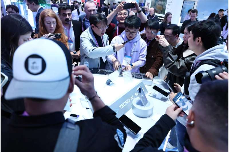 Secondhand Phone Market Hits $70B on Green Wave - Image 2
