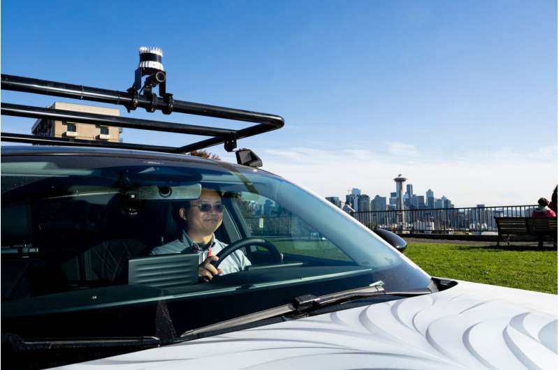 Seattle Students Get Self-Driving Lab on Wheels - Image 3