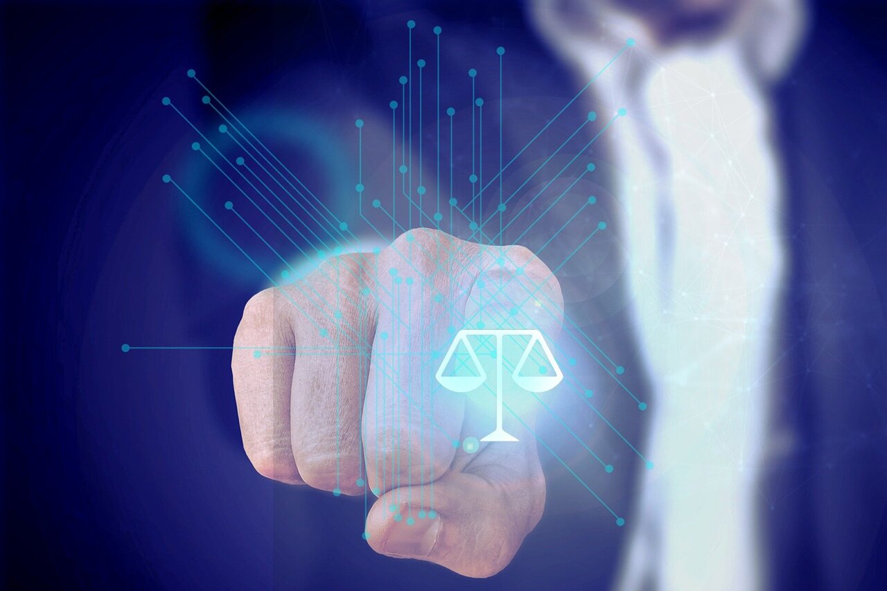 Putting Lawyers in Clinics Cut Stress for 90% of Patients - Image 2
