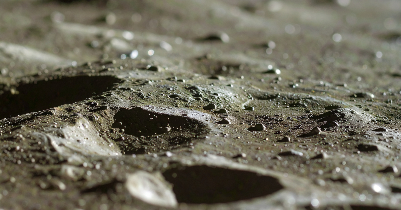 Moon Dust Smelled Like Gunpowder and Scientists Still Don't Know Why
