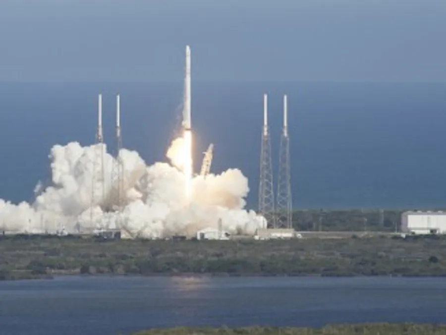 SpaceX Hits 10,000 Satellites Connecting Millions Worldwide - Image 4