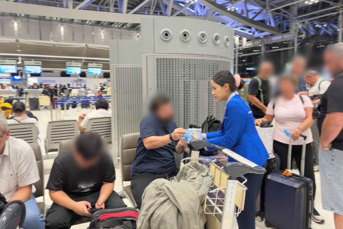 Thailand Helps 40,000 Stranded Europeans Reach Home