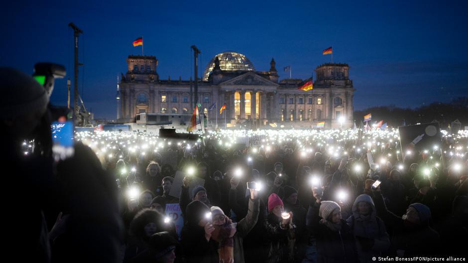 German Workers Unite to Defend Democracy from Far Right