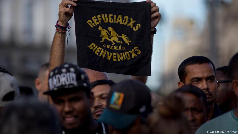 Spain Opens Path to Legal Status for 500,000 Migrants
