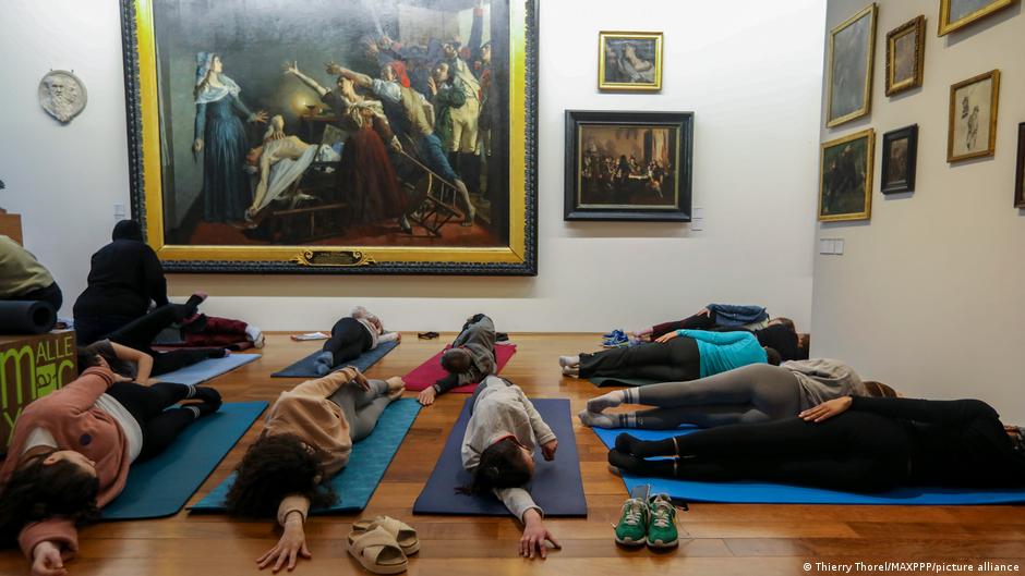 Museums Ditch Dusty Exhibits for Dance Classes and Therapy