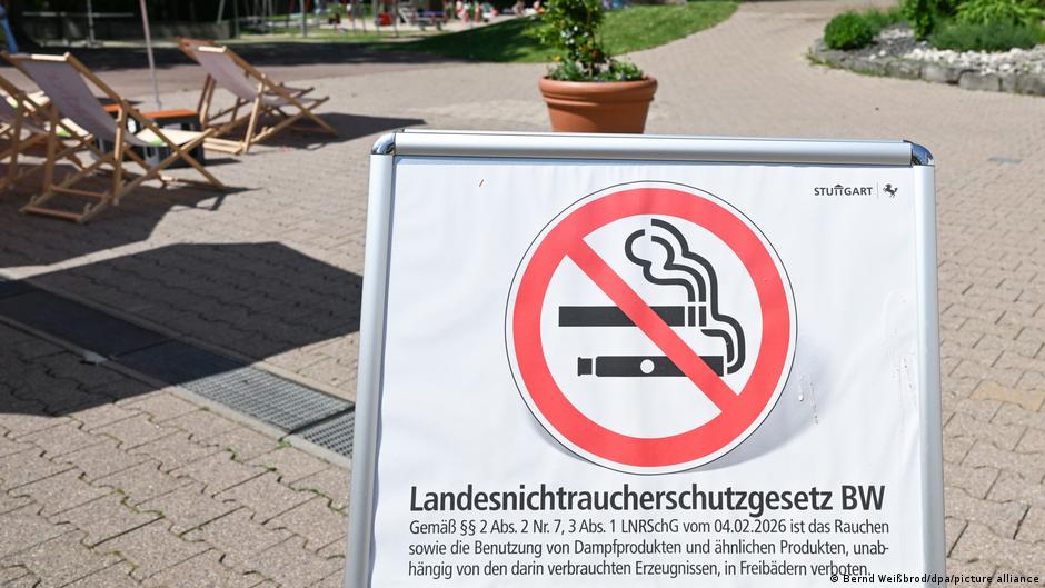German State Bans Smoking at Pools and Playgrounds