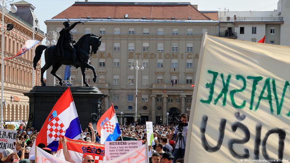 Tens of Thousands Demand Toxic Waste Cleanup in Croatia