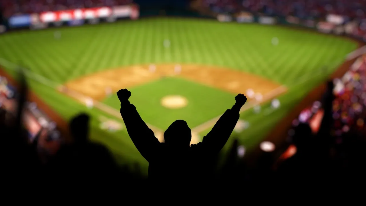 Couple Catches Same Player's Homer Two Nights in a Row