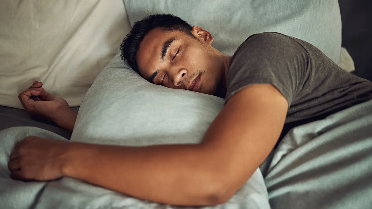 Seven Hours Sleep Cuts Diabetes Risk, Study Finds