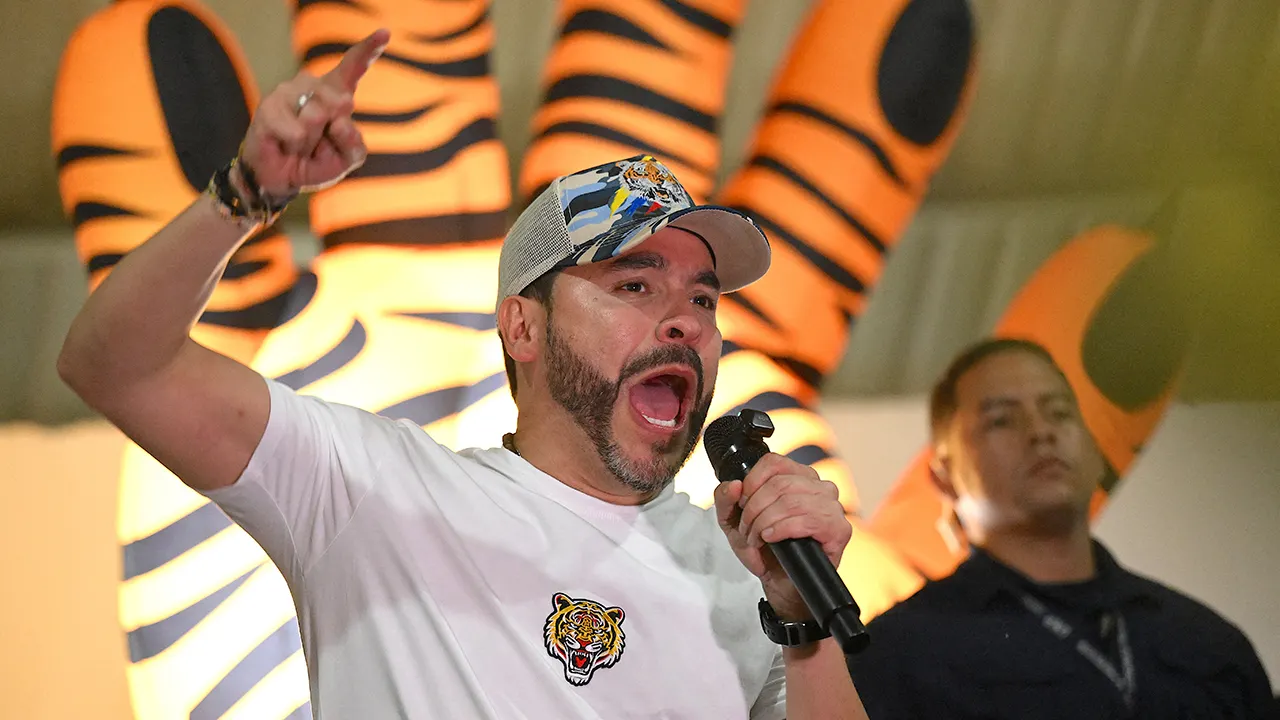 Colombia Elects Conservative 'El Tigre' as President