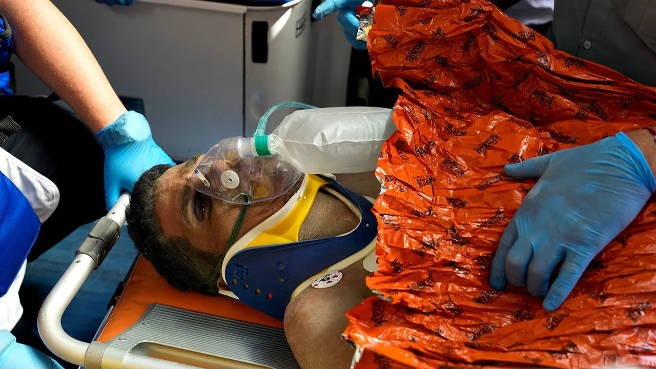 Security Guard Survives 8 Days Trapped in Venezuela Quake