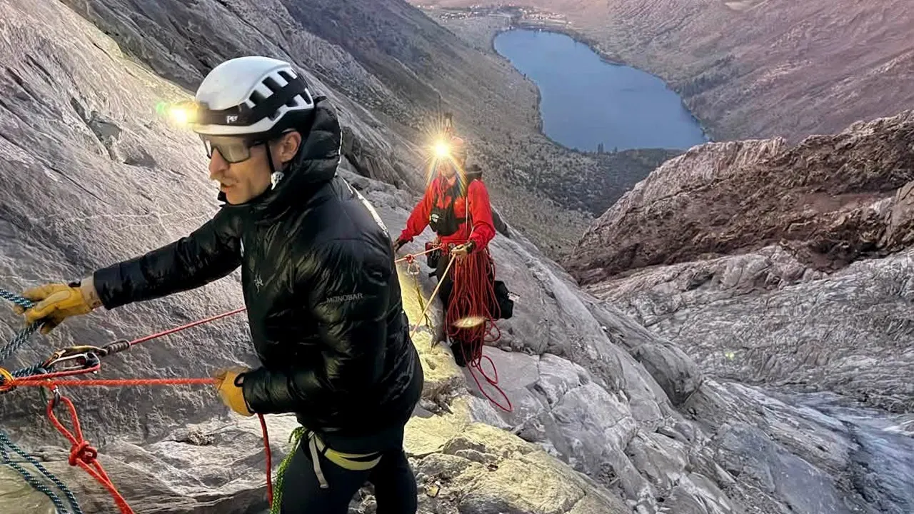 14 Rescuers Save Climber Stranded on 6-Inch Ledge at 11,000 Feet