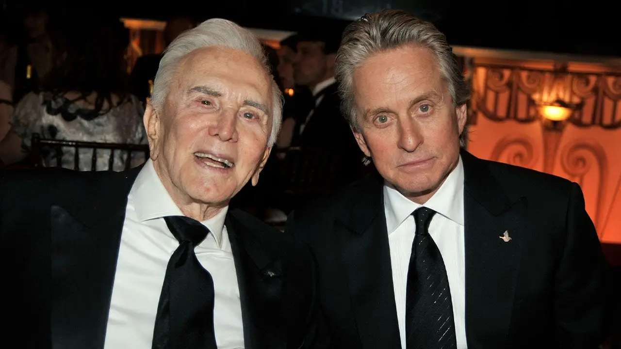 Kirk Douglas Gave Son $10K at 21: 'You're on Your Own