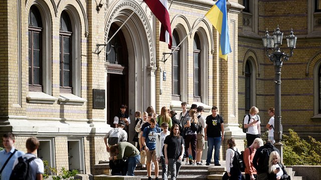 Latvia Mall Drive Helps 1,000+ Kids Get Back to School - Image 2