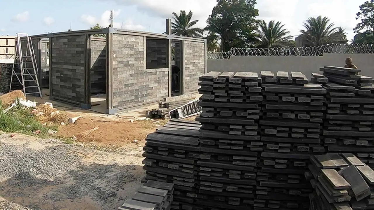 Colombia Builds Homes from Recycled Plastic in Days - Image 2