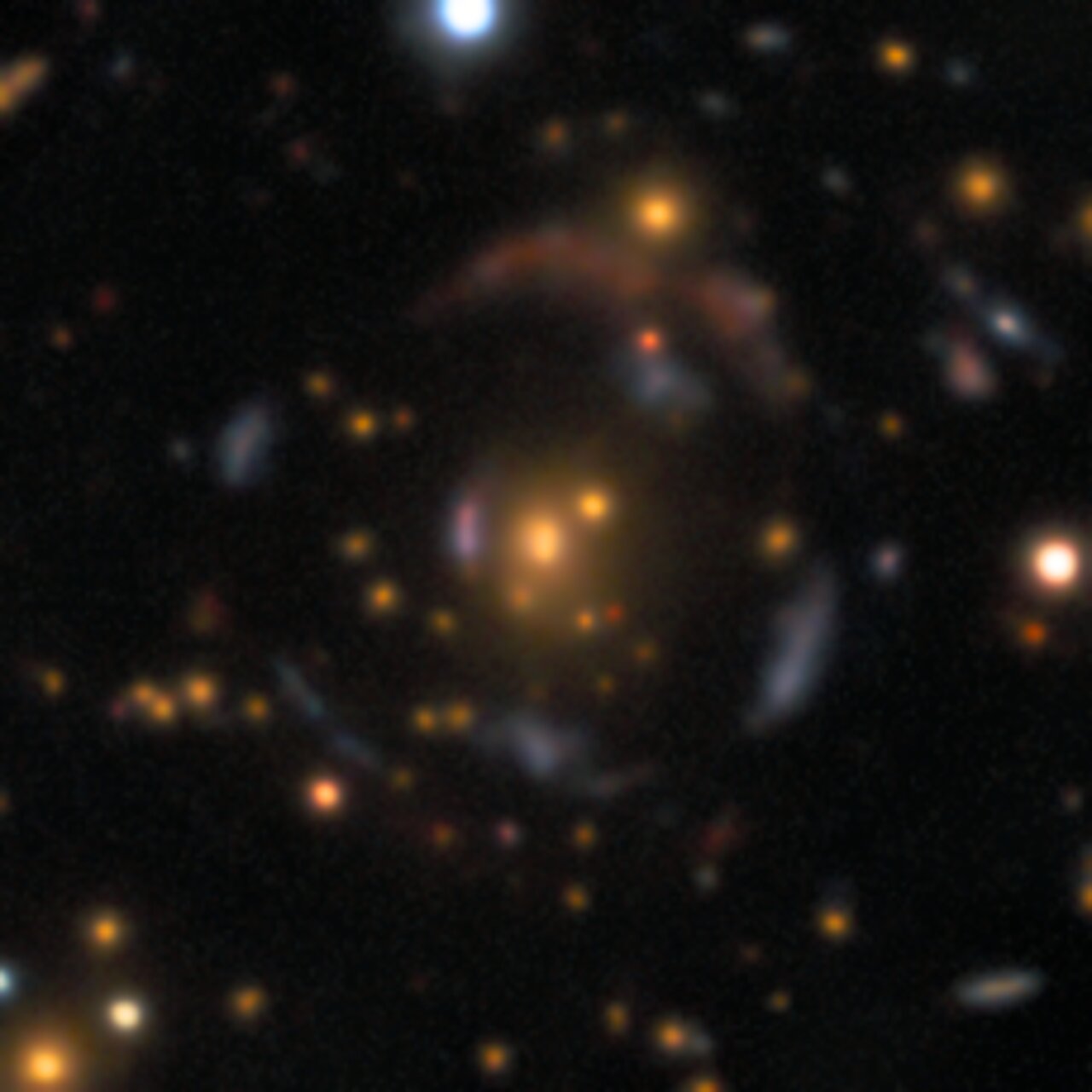 Scientists Find 70 Cosmic Magnifying Glasses in Space - Image 4