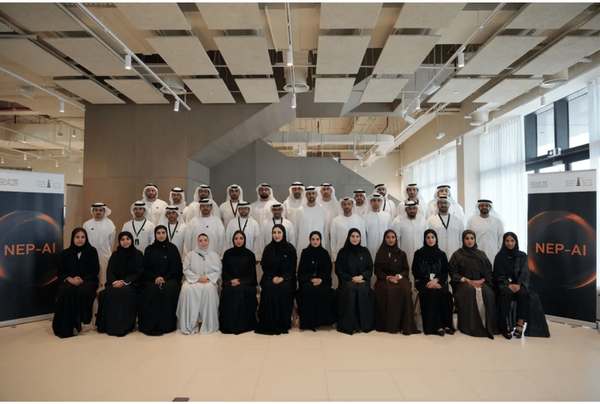 UAE Trains 32 Experts in AI to Lead Global Innovation