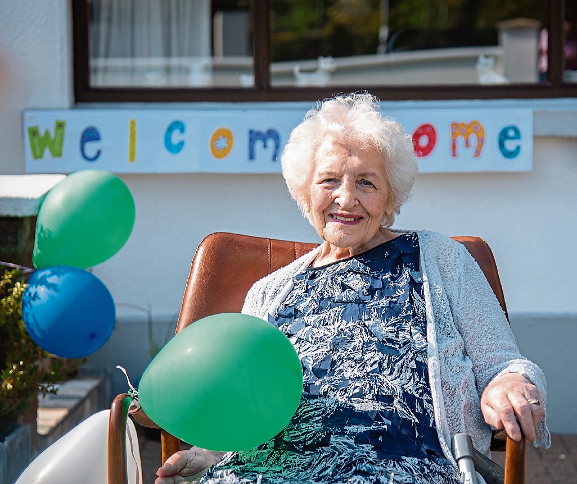 Woman, 90, Beat COVID in Pandemic's Darkest Days