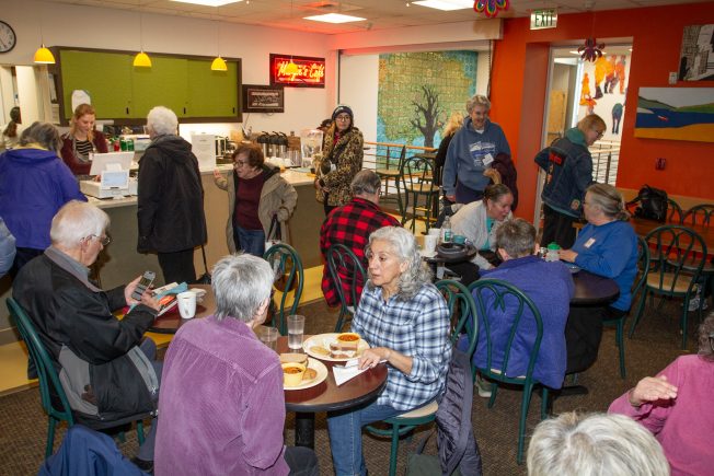 West Seattle Cafe Needs Wednesday Volunteers for New Hours