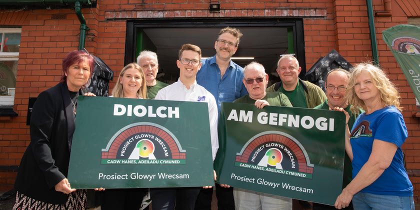 Wrexham Soccer Stars Raise £10K for Miners Heritage Project