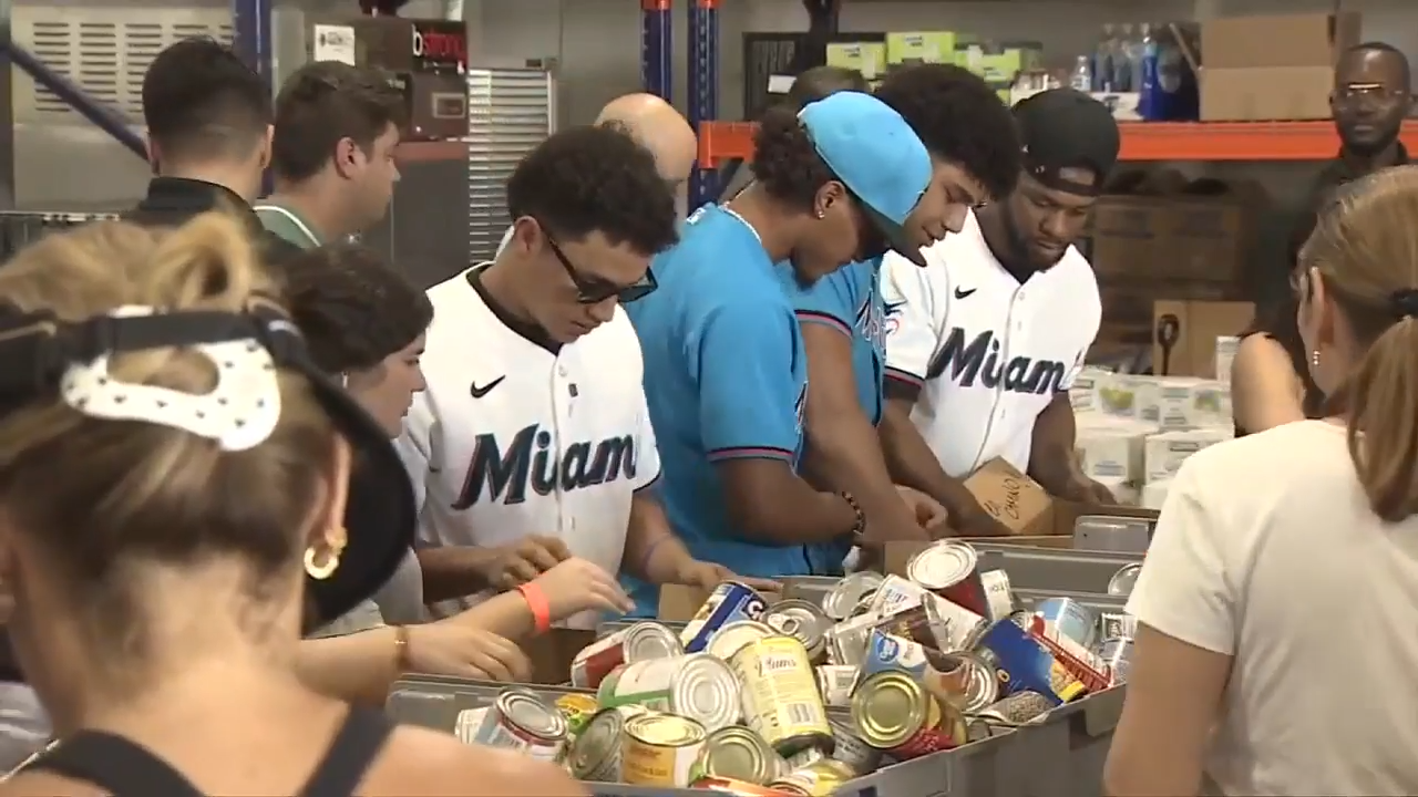 Miami Marlins Pack Relief Supplies for Venezuela Quake