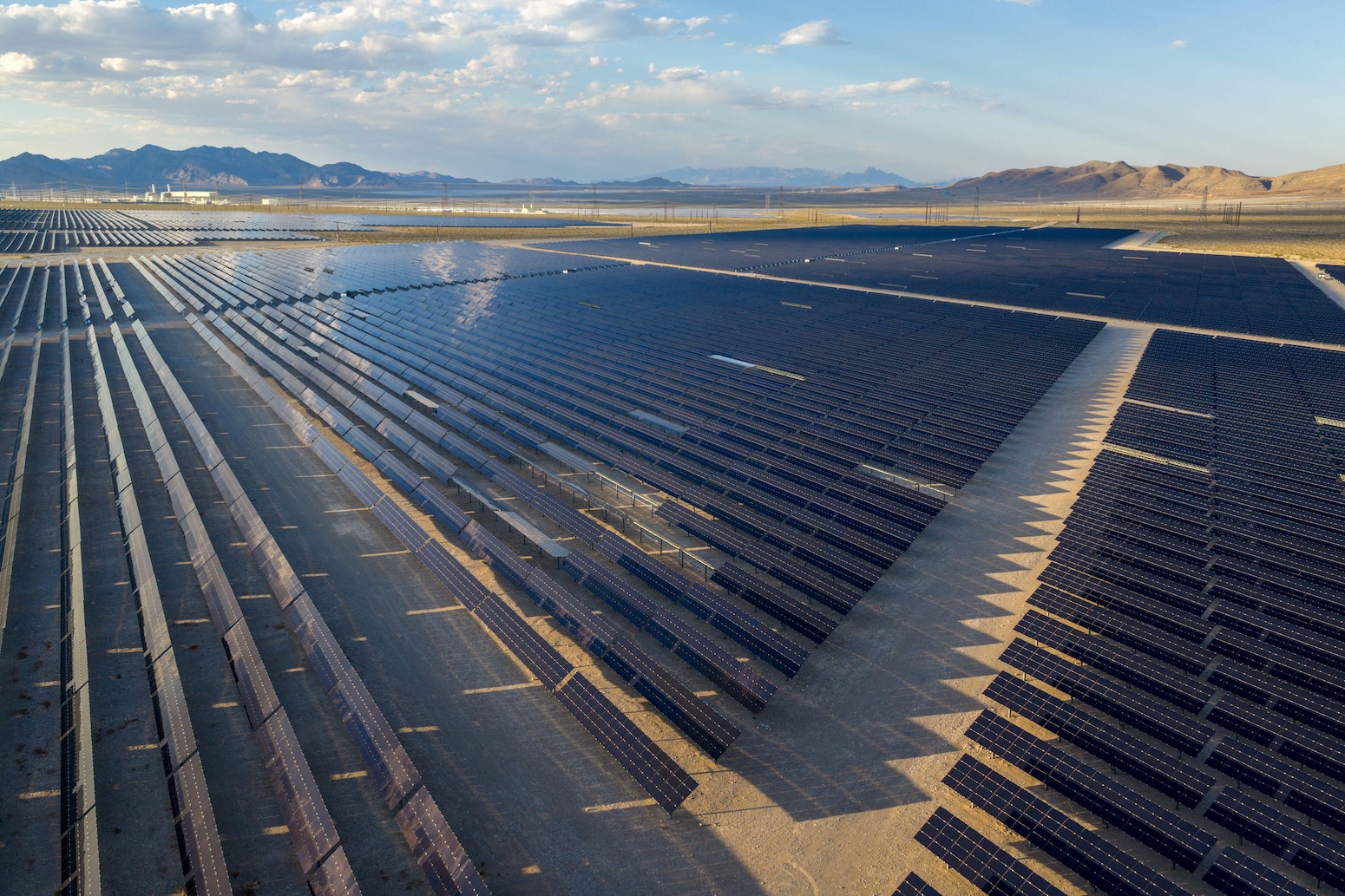 US Renewables Hit 90% of New Energy Despite Federal Shifts