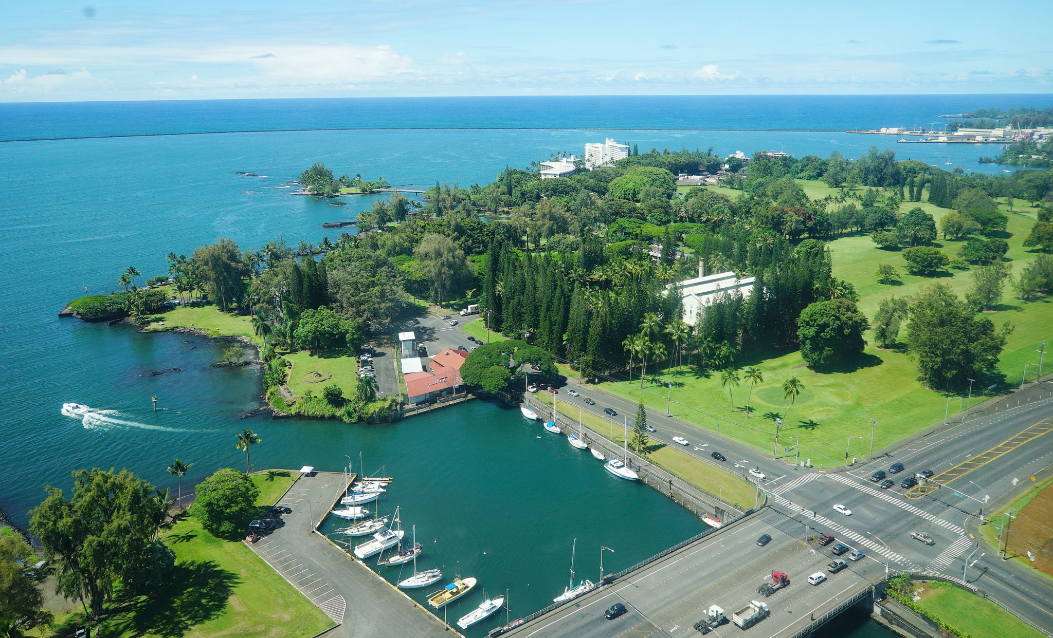 Hawaii Island Plans Economy to Keep Families Home